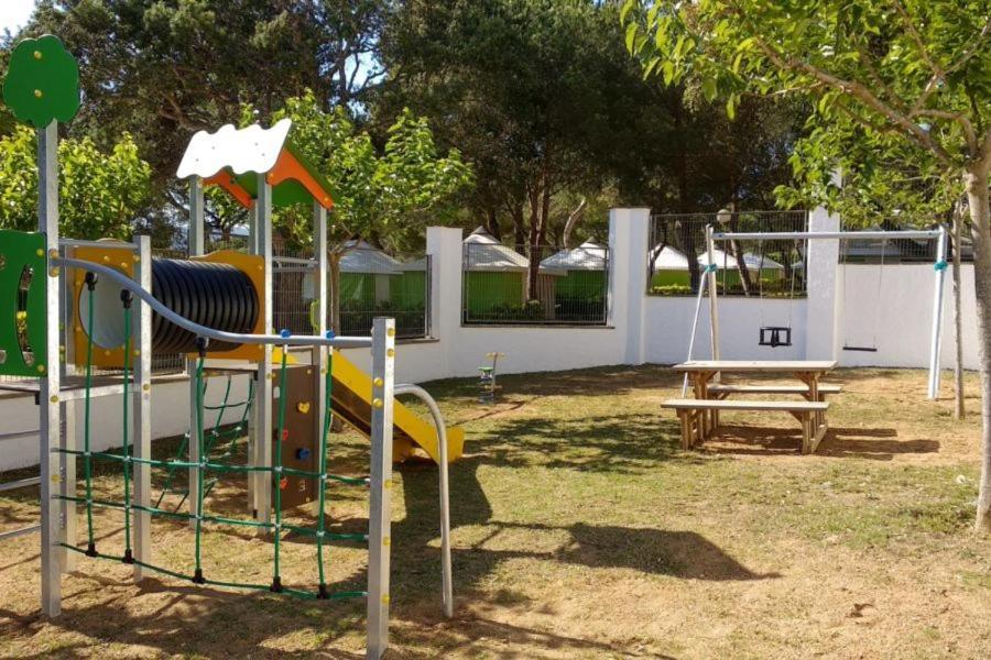 Kampaoh Palamos Internacional Hotel Bagian luar foto