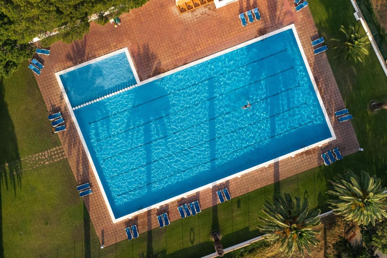 Kampaoh Palamos Internacional Hotel Bagian luar foto
