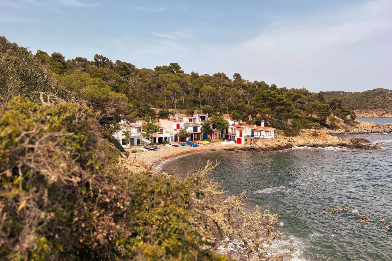 Kampaoh Palamos Internacional Hotel Bagian luar foto